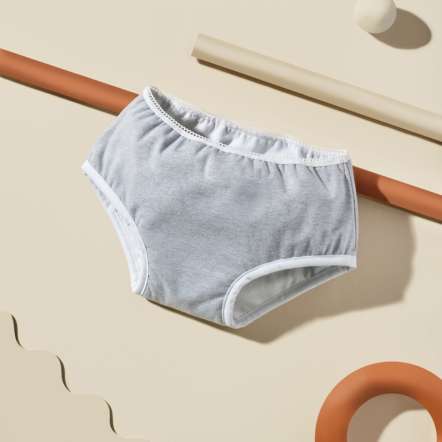 Munday Full Coverage Brief